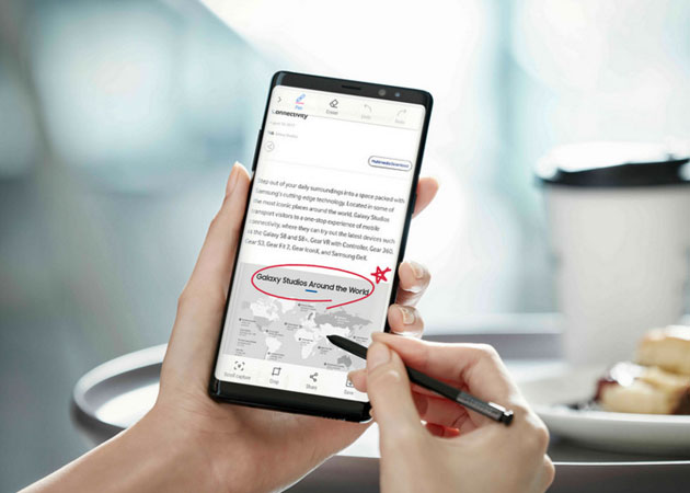 Audiweb: 19,6 milioni di italiani navigano da mobile Audiweb: 19,6 milioni di italiani navigano da mobile