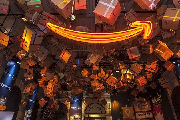 Black Friday, apre l’Amazon Xmas San Babila Black Friday, apre l’Amazon Xmas San Babila