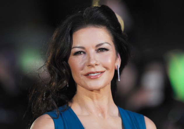 Catherine Zeta-Jones tra le star di Facebook