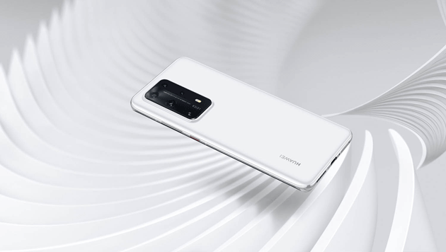 Huawei primo produttore di smartphone