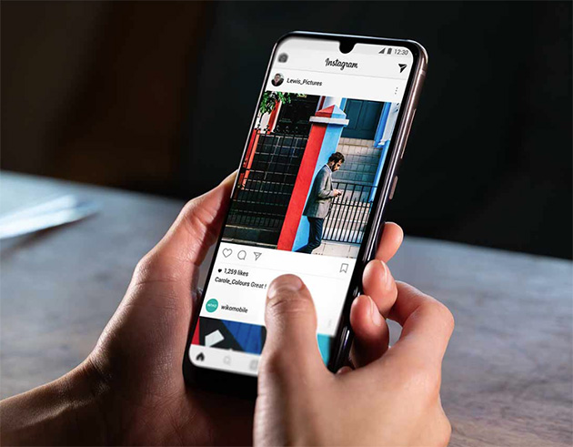 Il mercato smartphone torna a crescere Il mercato smartphone torna a crescere