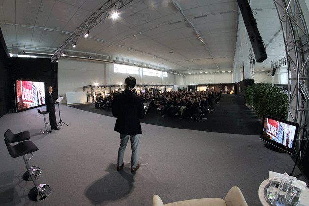 In convention per comunicare l’Essere Lube In convention per comunicare l’Essere Lube