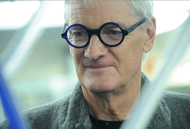 James Dyson: “chiudiamo la divisione automotive”