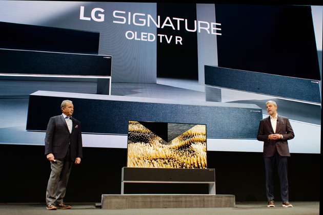 LG ri-presenta il Tv “arrotolabile”