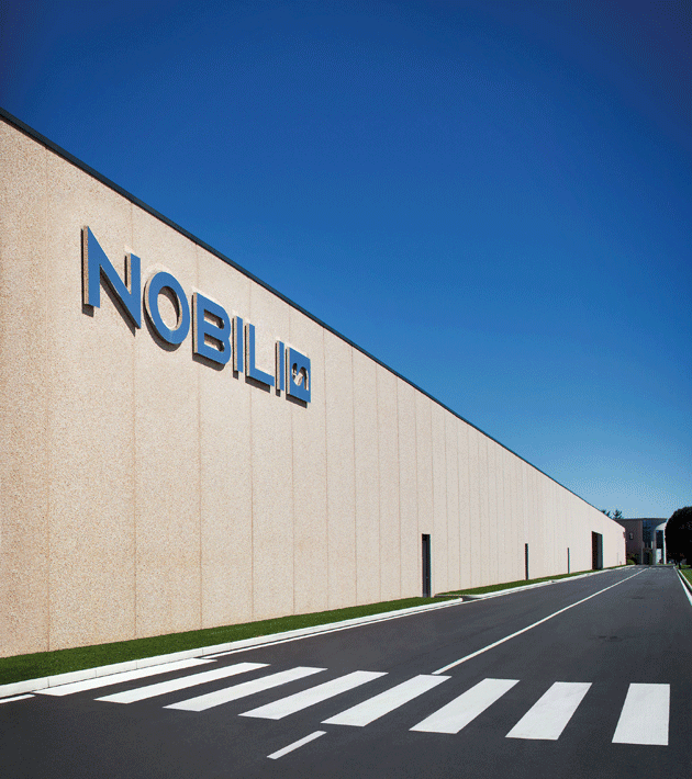 Nobili Rubinetterie chiude lo stabilimento di Suno (No) Nobili Rubinetterie chiude lo stabilimento di Suno (No)