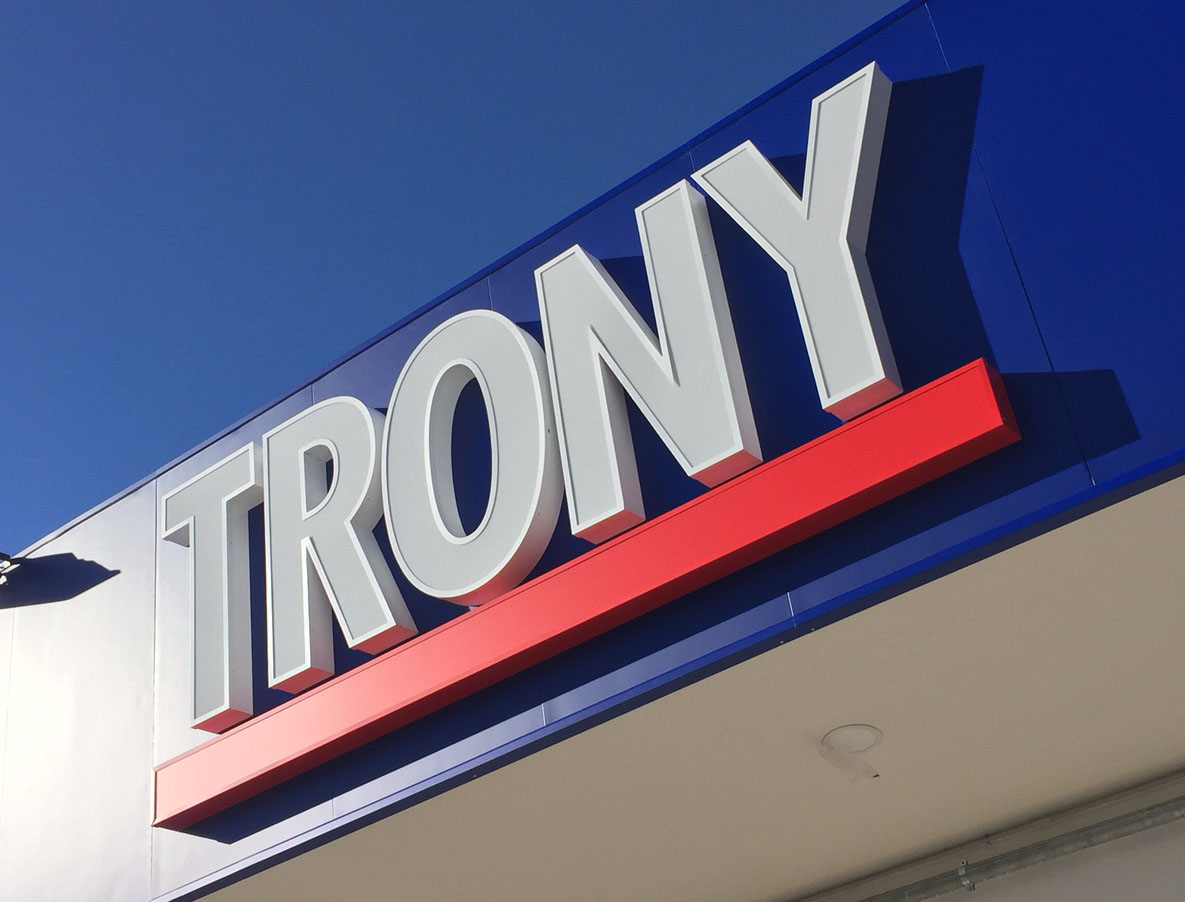 Nuovo Trony a Omegna (VB) Nuovo Trony a Omegna (VB)