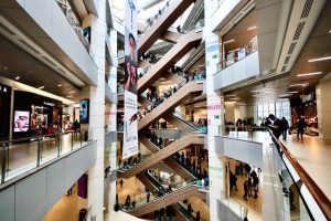 Centri Commerciali aperti
