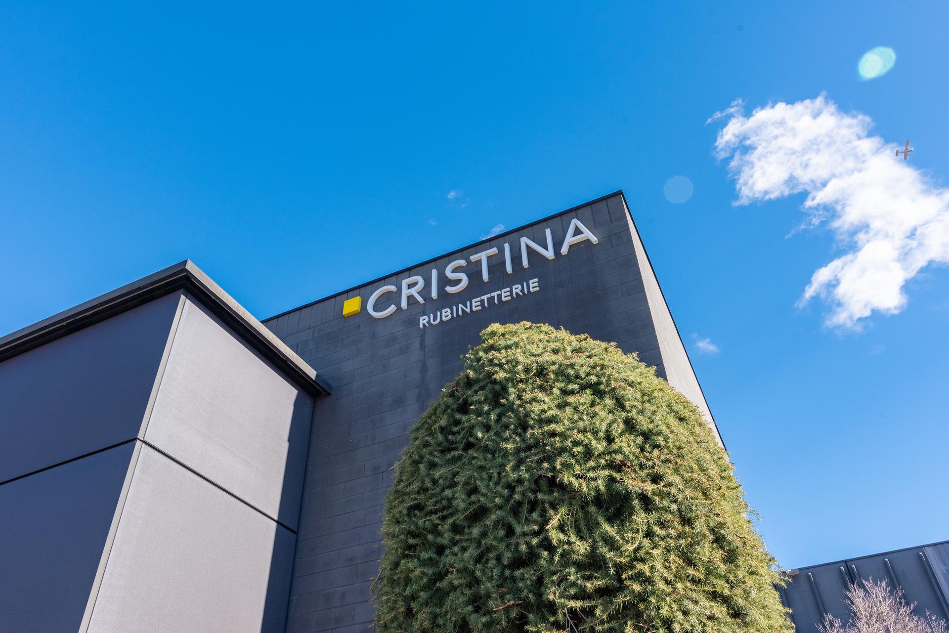 Cristina e Caleffi per la scuola del futuro Cristina e Caleffi per la scuola del futuro
