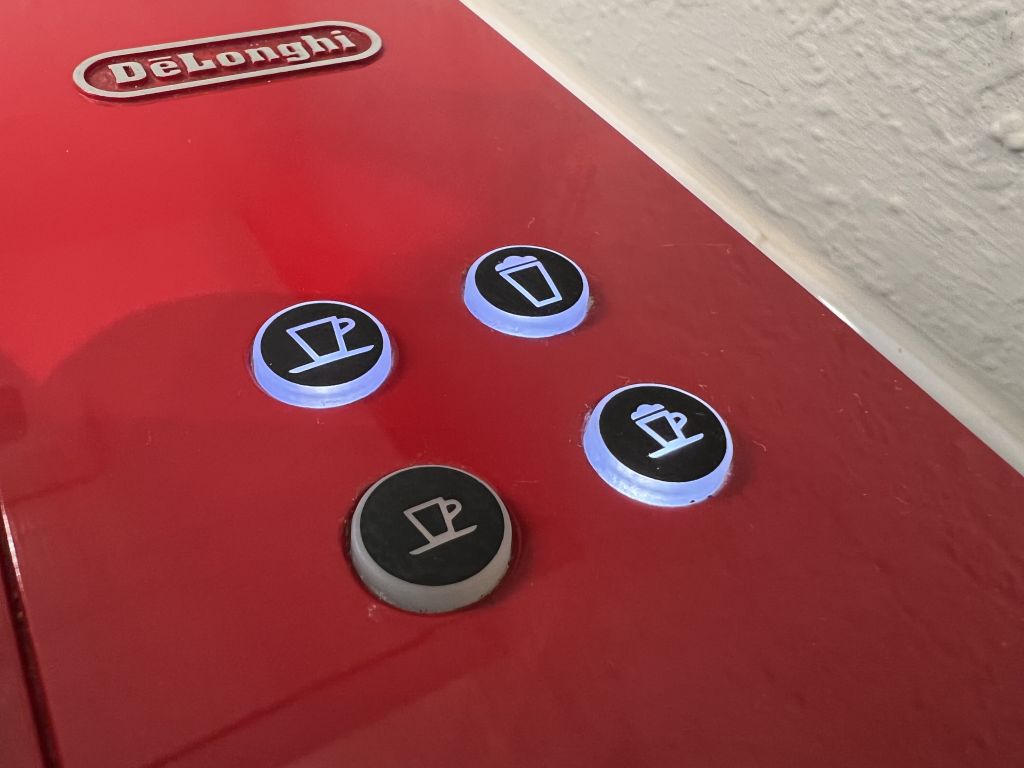 De’ Longhi. Cresce (+5,5%) ma guadagna meno De’ Longhi. Cresce (+5,5%) ma guadagna meno