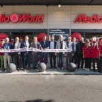 Taglio-del-nastro-_-Sindaco-e-Board-MediaWorld