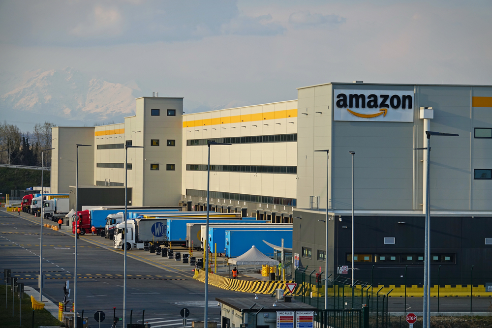 Polo logistico di Amazon a Jesi Polo logistico di Amazon a Jesi