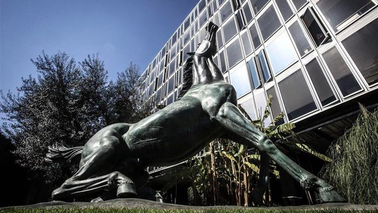 Rai non vende Viale Mazzini Rai non vende Viale Mazzini