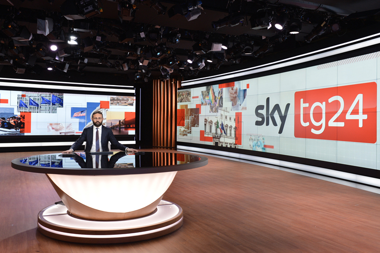 883_Sky|M_Sky|Pechino-Express-2023|Fabio-Caressa|skyTG24©julehering-027 ||||