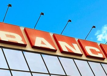 Vanno a Risparmio Casa gli store Grancasa